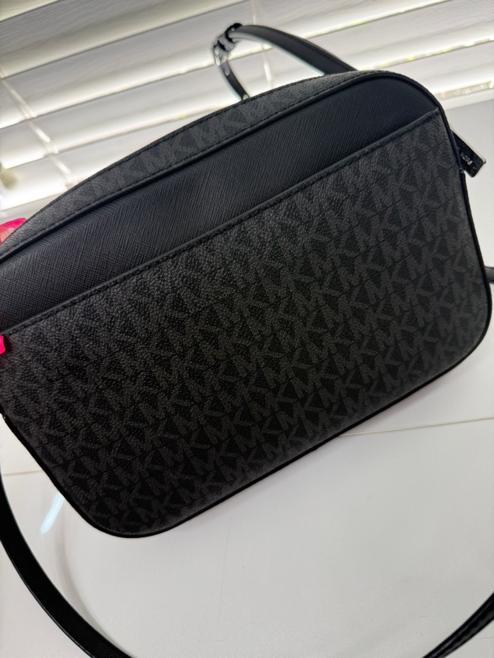 Michael Kors Black MK Signature SAFFIANO LEATHER Chain Crossbody - Picture 3 of 5